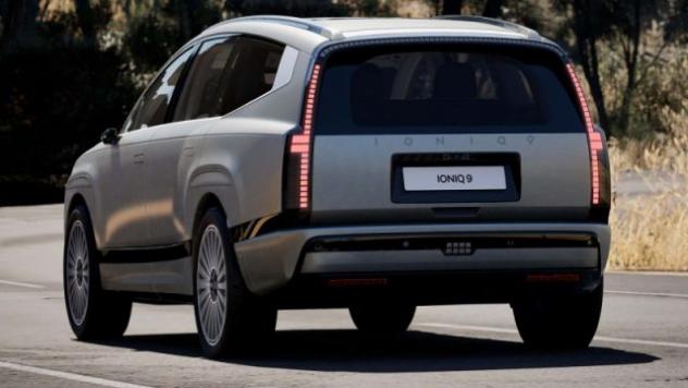 HYUNDAI Ioniq 9 110 kWh AWD XClass rif. 24050519