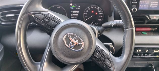 Toyota Yaris Ibrida - Foto 10