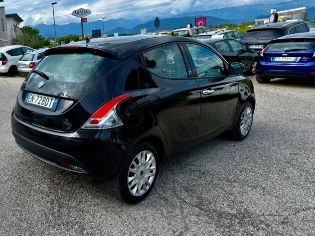 Lancia Ypsilon 1.2 69 CV 5 porte GPL Ecochic Silver - Foto 5