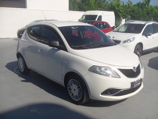 Lancia Ypsilon 1.2 69 CV 5 porte - 2017 - Foto 6