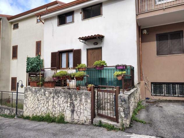 casa indipendente in vendita a Monteforte Irpino
