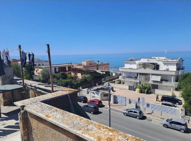 POMEZIA BILOCALE ARREDATO CON GIARDINO PRIVATO - Foto 9
