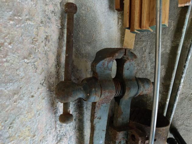 Antica morsa a gambo Usato