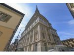 Palazzo / Stabile in vendita a Torino