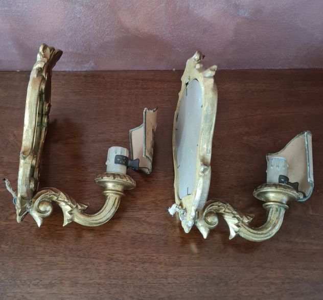 Coppia di  piccole appliques  d'antan ,cornice sagomata realizzata in legno - Foto 3