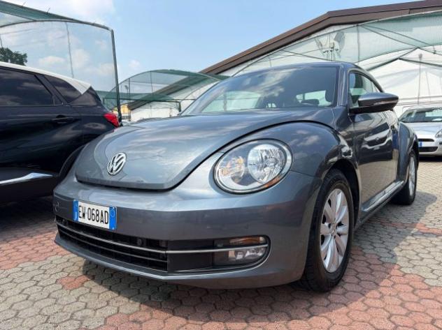 VOLKSWAGEN Maggiolino Maggiolino 1.6 tdi Design 105cv rif. 23982071