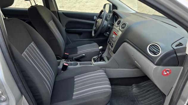 Ford Focus Focus+ 1.6 TDCi 110CV SW - Foto 6