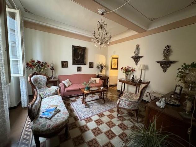 Appartamento in vendita a Lucca 120 mq Rif: 1289252