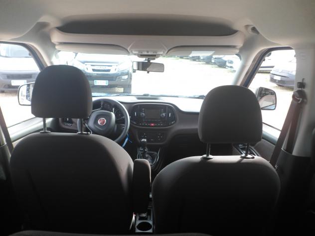 Fiat Doblo trekking 7 posti autovettura - Foto 8