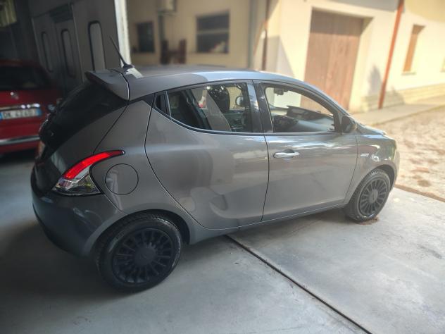 Lancia Ypsilon Hybrid Condizioni Pari al Nuovo! - Foto 3