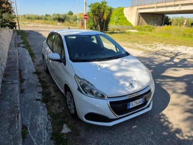 PEUGEOT 208 1.4 8V HDi 68CV 5p. Business rif. 23831051 - Foto 5