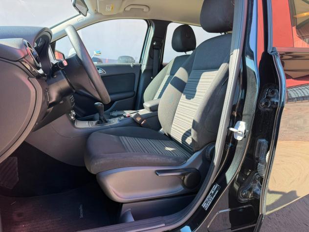 Mercedes-Benz B180d 10/2015 126000km!!! - Foto 5