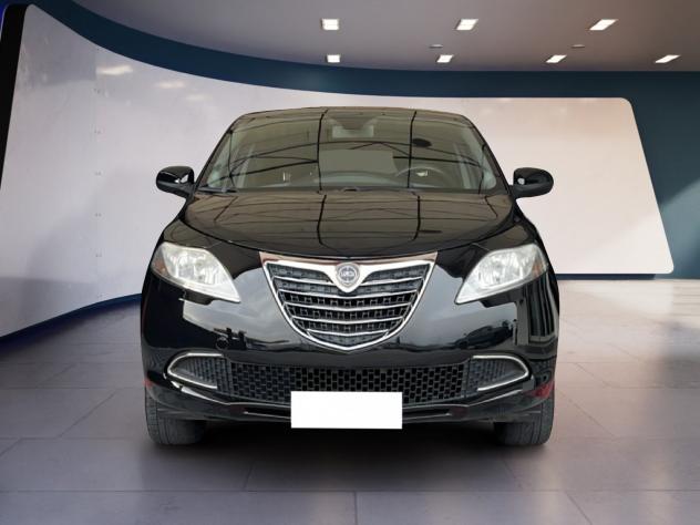 Lancia Ypsilon Ypsilon 0.9 Twinair 85cv metano Ecochic - Foto 2