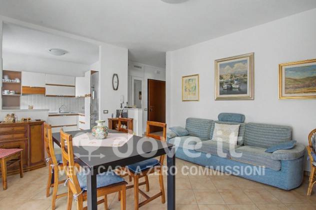 Appartamento di 100 m² con 4 locali e box auto in vendita a Luino - Foto 3