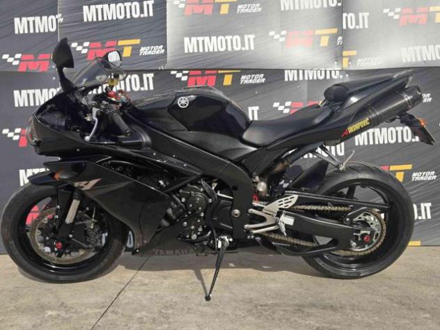 YAMAHA YZF R1 Akrapovic Video 360 rif. 23962357 - Foto 2