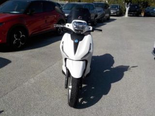 PIAGGIO Beverly 300 i.e. - Anno 2024 rif. 22701073