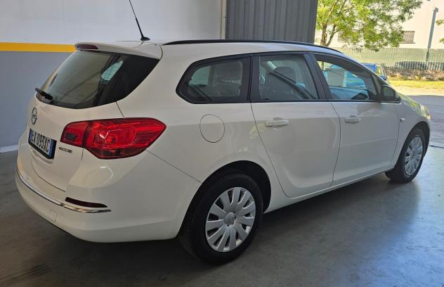 Astra 1.6 Diesel 2015 Unico Proprietario - Foto 2