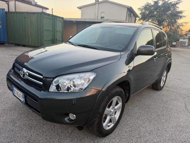 TOYOTA RAV 4 MY23 RAV4 2.2 D-4D 177 CV Luxury rif. 24065358 - Foto 3