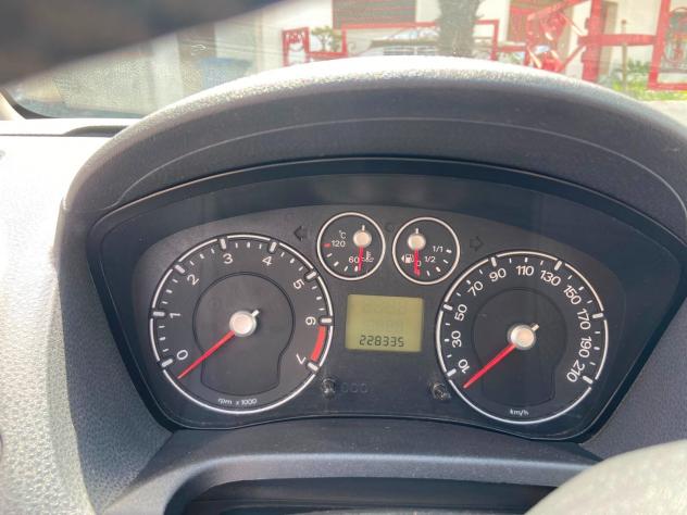 Ford Fiesta 1.2 16V 5p. Titanium - Foto 7