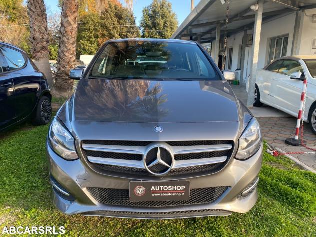 MERCEDES - Classe B - B 180 d Automatic Premium - - Foto 3