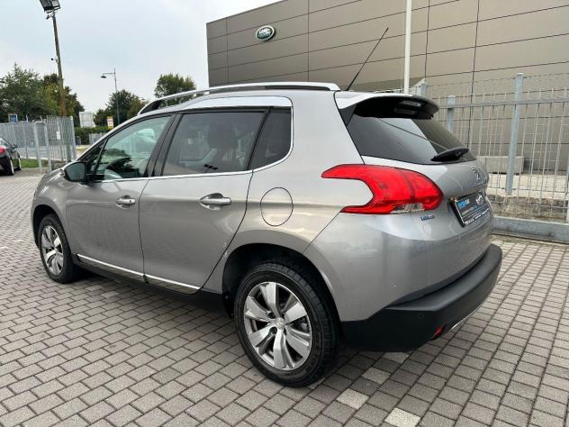 PEUGEOT - 2008 - PureTech Turbo 110 S&S Allure - Foto 9