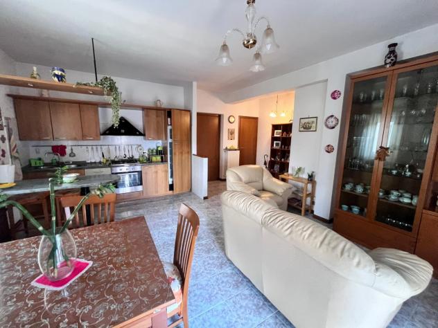 APPARTAMENTO di 5 vani e di 86 mq (ACQUAPENDENTE) rif. ACQUAPENDENTE 100 - Foto 12