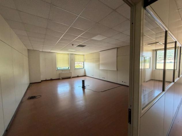 Immobile di 1500 m² con più di 5 locali in affitto a Brescia - Foto 10