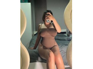 Massaggi - benessere Trieste - GRETA ITALIANA ... MASSAGGIO CON IL MIO CORPO... SENSUALE YOU & ME! Tel:3889889322