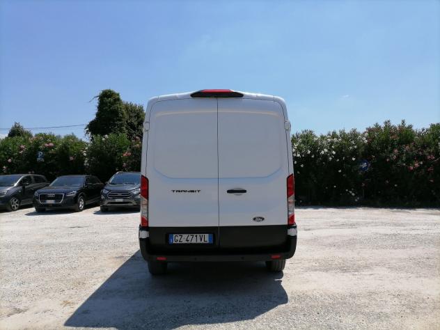 Ford Transit 350 fwd 2.0 ecoblue 130cv trend L2H2 - Foto 4