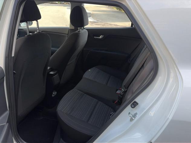 Kia Stonic Stonic 1.0 t-gdi mhev Style 100cv - Foto 8