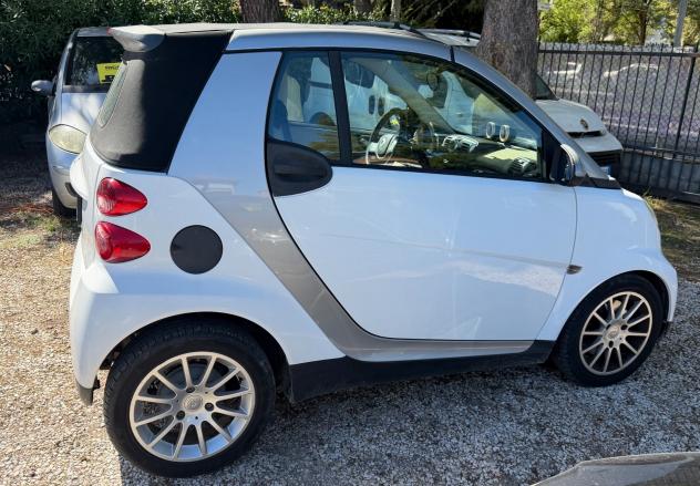 Smart ForTwo 1000 52 kW coupCabrio passion - Foto 4