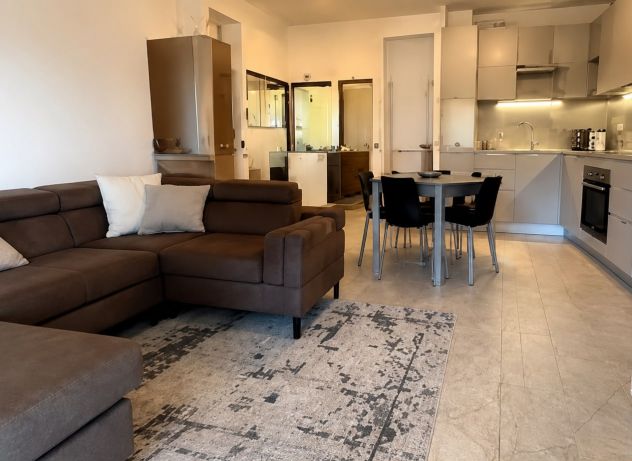BILOCALE MODERNO CON TERRAZZO - Foto 10