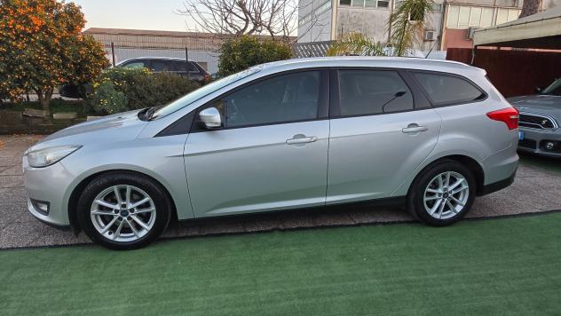 Ford Focus 1.5 TDCi 120 CV Start&Stop Powershift SW Titanium X - Foto 5