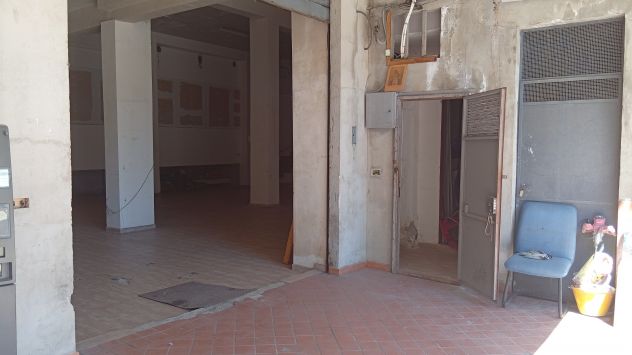 Deposito di 300 mq. Zona v.le m. Rapisardi chiesa s.luugi - Foto 5