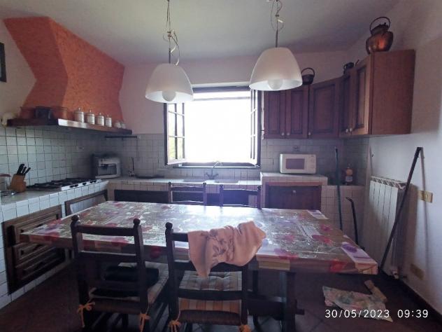 APPARTAMENTO INDIPENDENTE di 5 vani e di 90 mq (MASSAROSA) rif. 136 - Foto 6