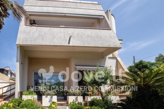Villa di 335 m² con più di 5 locali e box auto in vendita a Taranto - Foto 3