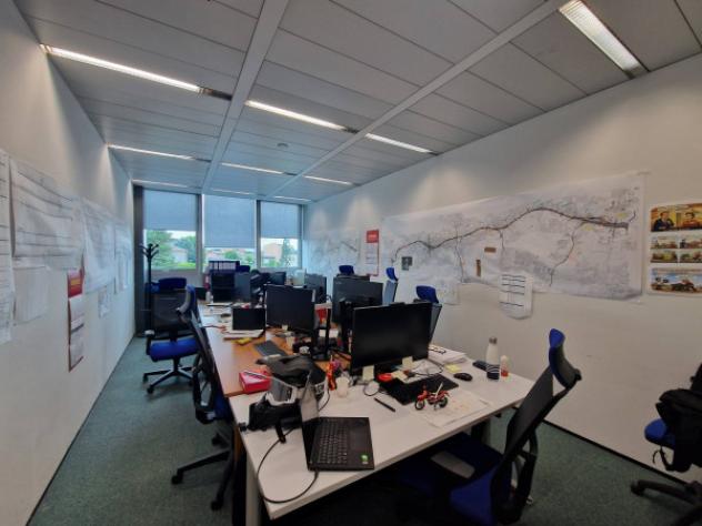 Immobile di 455 m² con più di 5 locali in affitto a Limbiate - Foto 13
