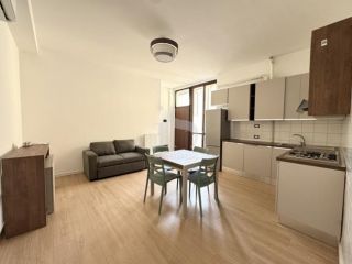 APPARTAMENTO di 2 vani e di 60 mq (SOVICO) rif. HOME 3725