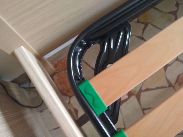 Armadio e letto in frassino fornito rete a doghe - Foto 7