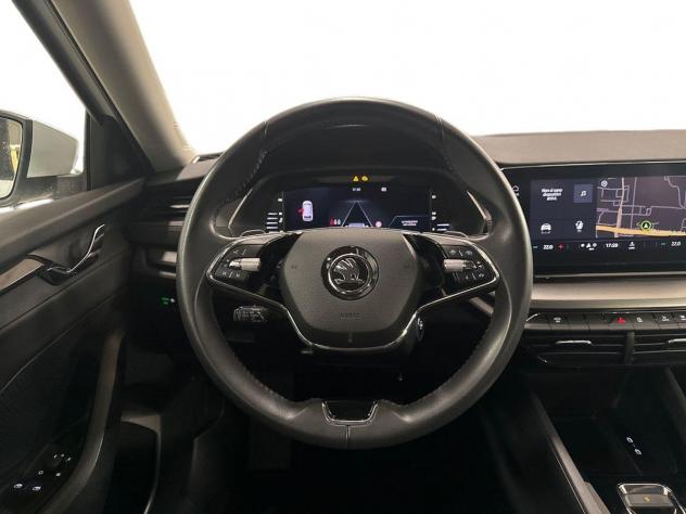 Škoda Octavia Wagon 2.0 tdi evo Executive 150cv dsg - Foto 10