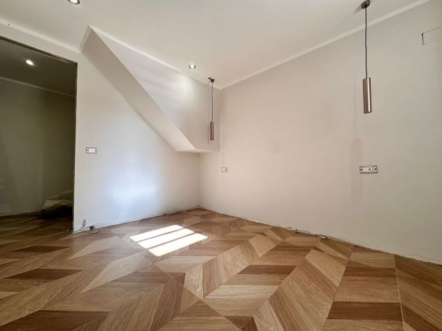 Soluzione indipendente con spazio esterno - Foto 3