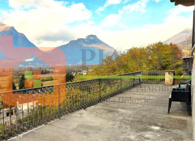 V000503 - VILLA CON PARCO E TERRENI - Foto 8