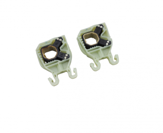 SUPPORTO RADIATORE IN PLASTICA AUDI Q3 Serie (F3B) 5Q0121367G DTS Diesel 2000 (18)