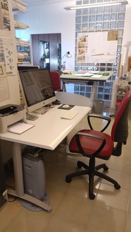 Vendo scrivanie operative Styloffice con cassettiera e poltroncine. - Foto 5