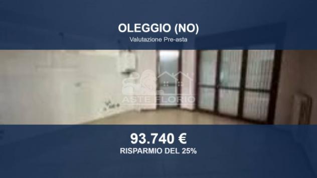 Immobile in asta di 76 m², box auto doppio in vendita a Oleggio