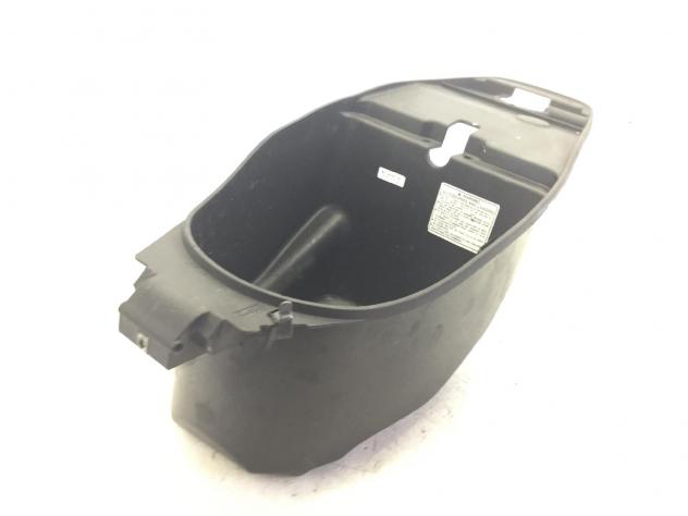 HONDA @ CHIOCCIOLA 150 CARENA VANO SOTTOSELLA 2000 2002 ZDCKF03A0YF