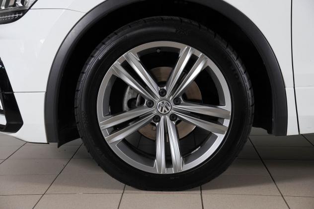 Volkswagen Tiguan 1.6 TDI R-Line Sport 115CV - Foto 6