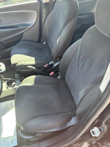 Lancia Ypsilon 1.2 69 CV 5 porte S&S Gold - Foto 9