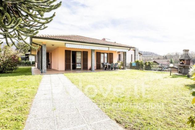 Villa di 280 m² con 5 locali e box auto in vendita a Cittiglio - Foto 2
