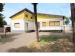 Villa in Vendita in zona BIENATE con giardino